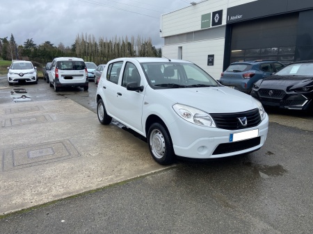 DACIA SANDERO 1.2 16 V - 6550 &euro;